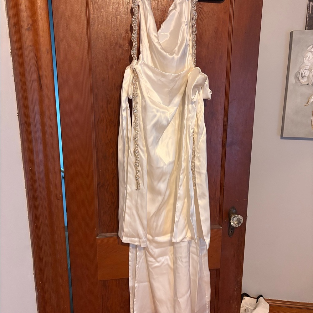 SISTERS THE LABEL “sold out dress” - Picture 6 of 8